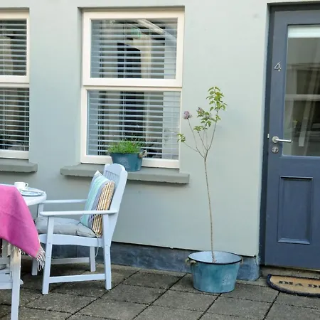 4 Tom's Lane Bantry